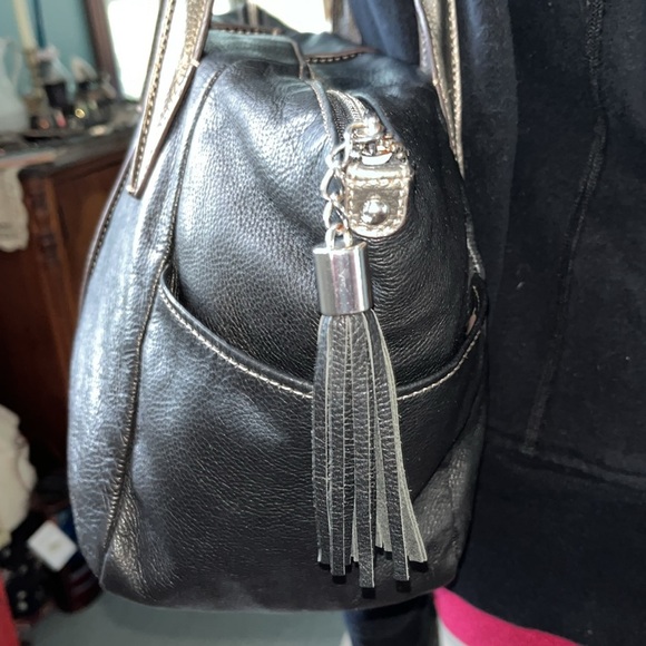 Bordelaise by HOBO shoulder bag Platinum handles/black genuine leather Hobo bag - Picture 5 of 15